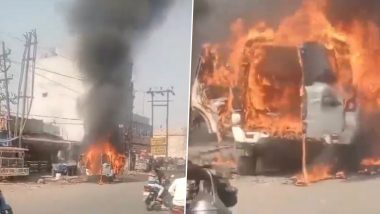 Car on Fire in Ghaziabad: Moving Scorpio Car Turns Into a Ball of Fire in Uttar Pradesh, Terrifying Video of 'Burning Car' Surfaces